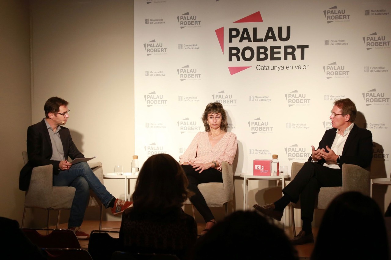 Participants a la taula rodona