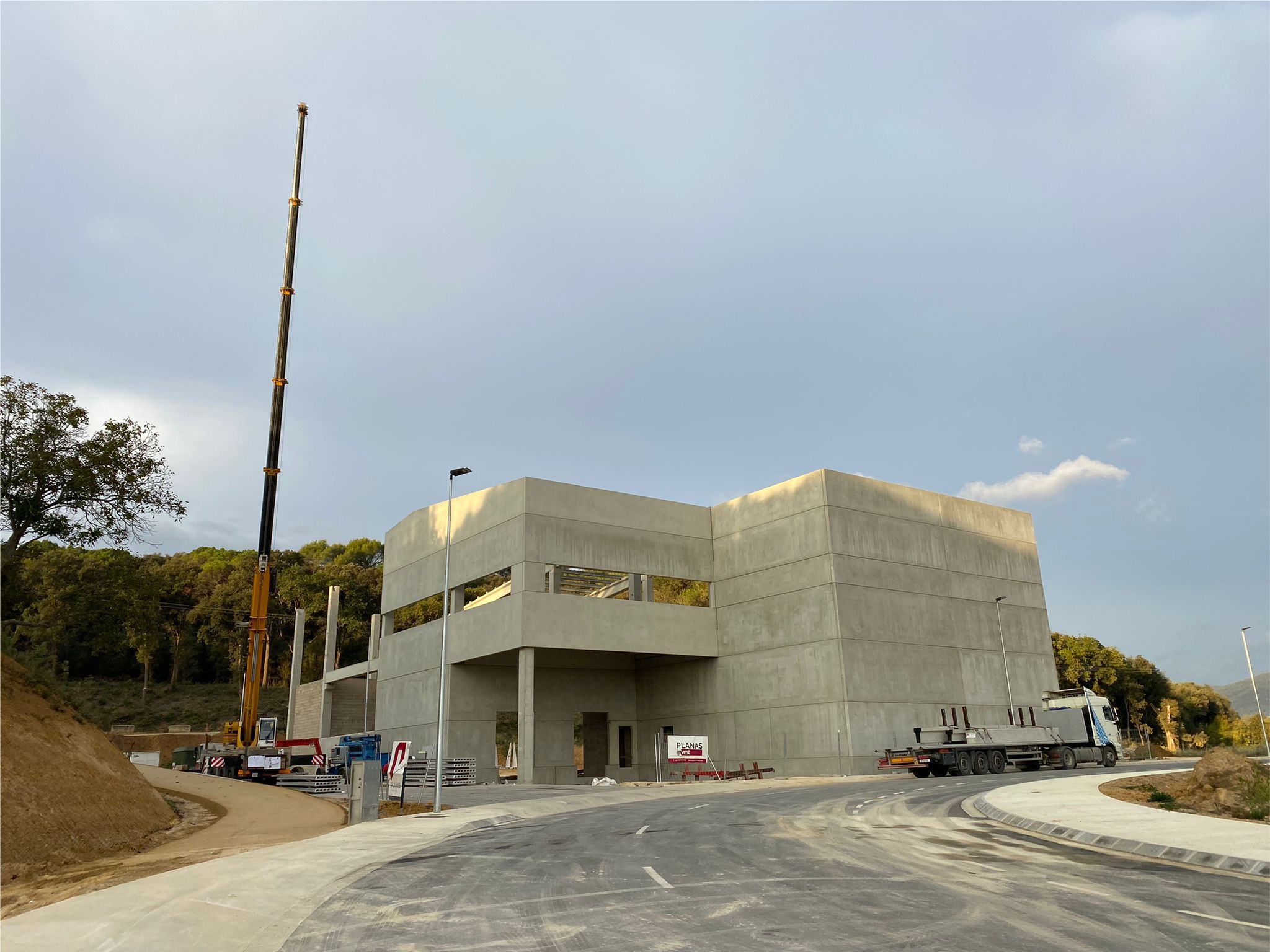 Embotits Sarquella construeix un nou centre productiu i logístic per continuar creixent