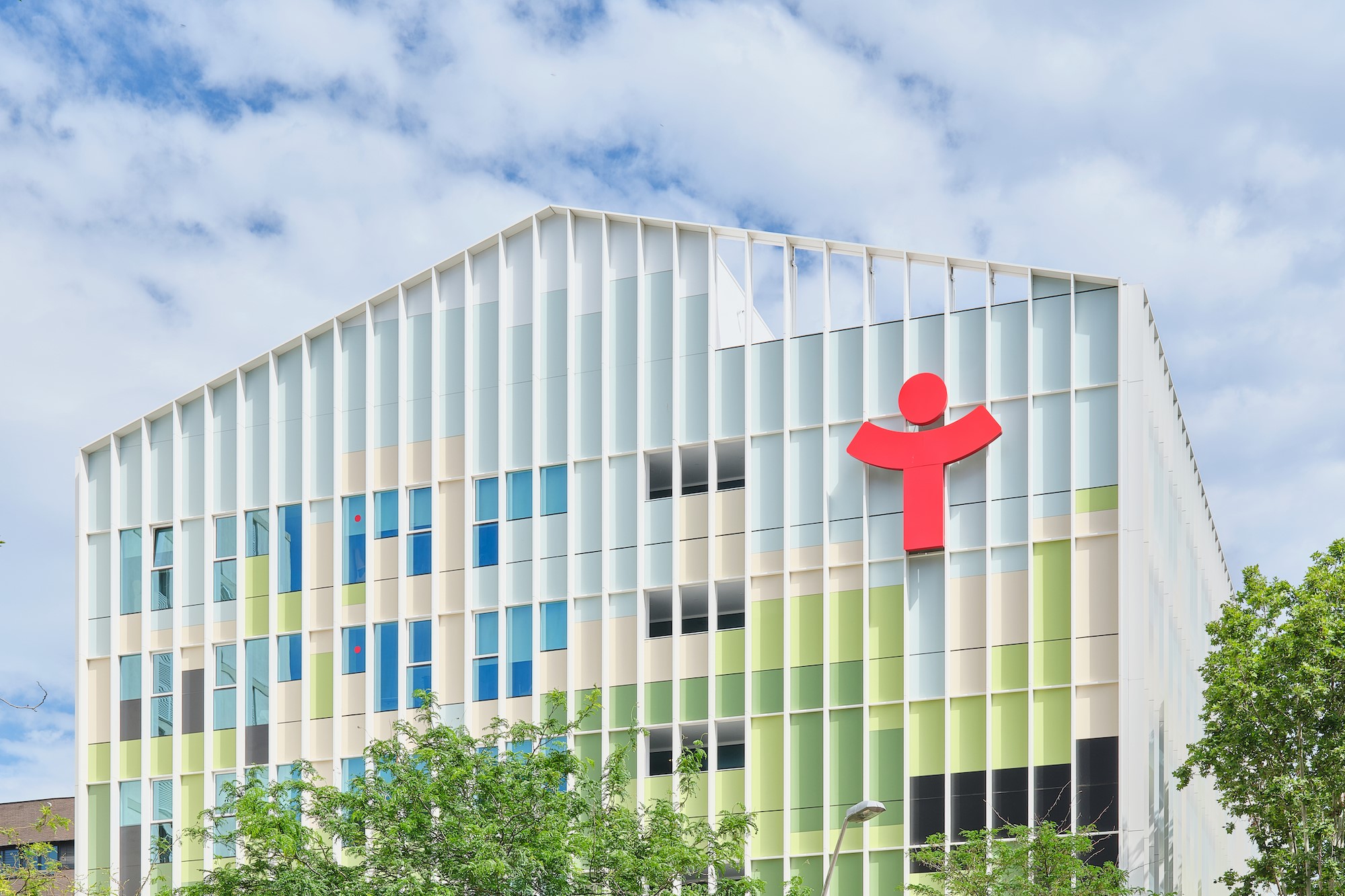 El ICF y BBVA financian con 9 millones de euros el nuevo Hospital Evangèlic de Barcelona 